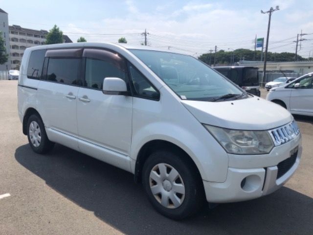 742 MITSUBISHI DELICA D5 CV4W 2010 г. (ARAI Oyama)